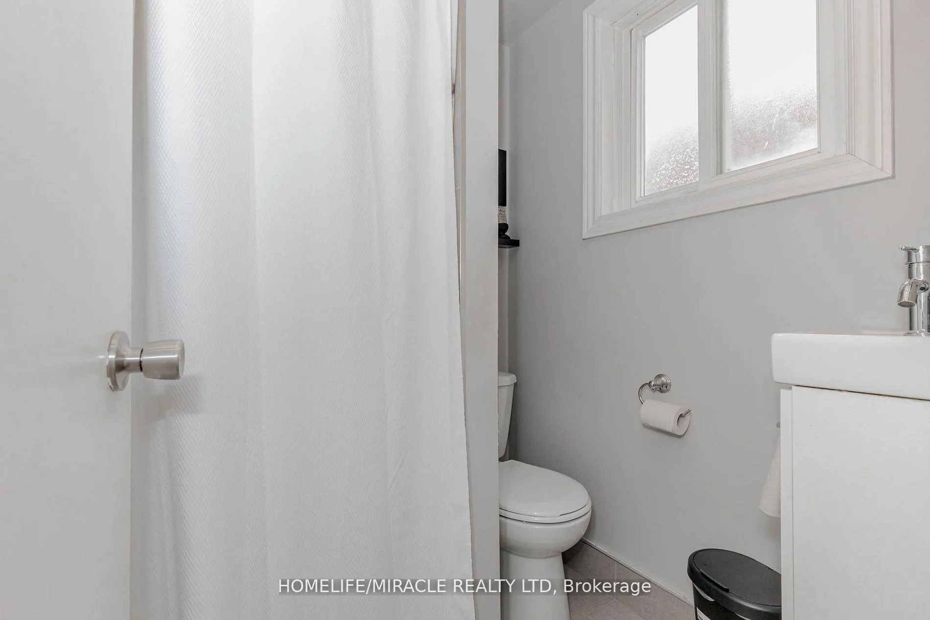 Photo 18 of 32 Langston Drive, Brampton, Madoc — HOMEH
