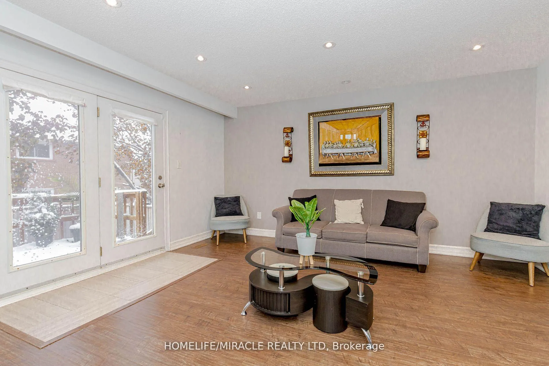 Photo 20 of 32 Langston Drive, Brampton, Madoc — HOMEH