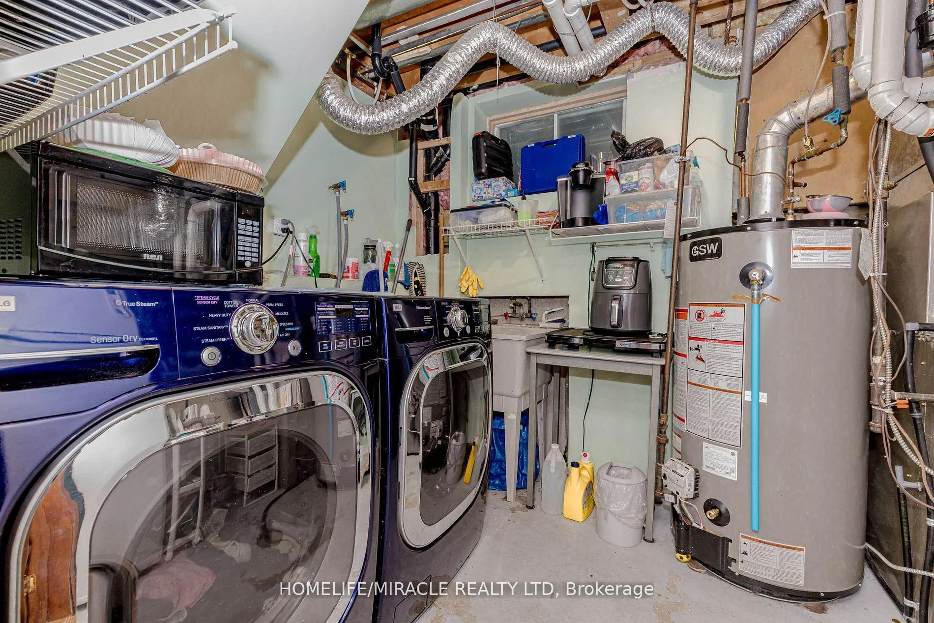Photo 45 of 32 Langston Drive, Brampton, Madoc — HOMEH