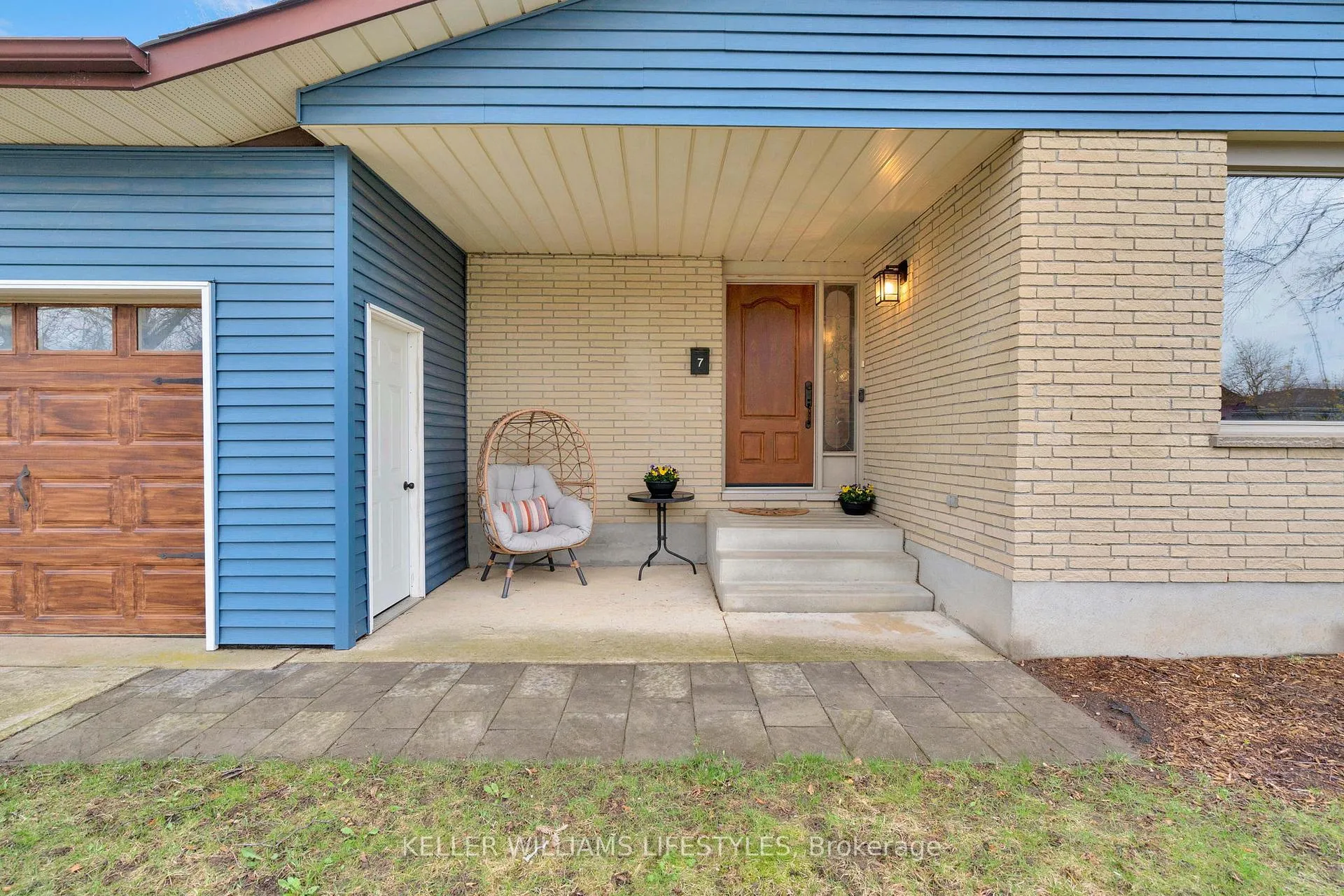 Photo 4 of 7 Locke Heights, Strathroy-Caradoc, NE — HOMEH