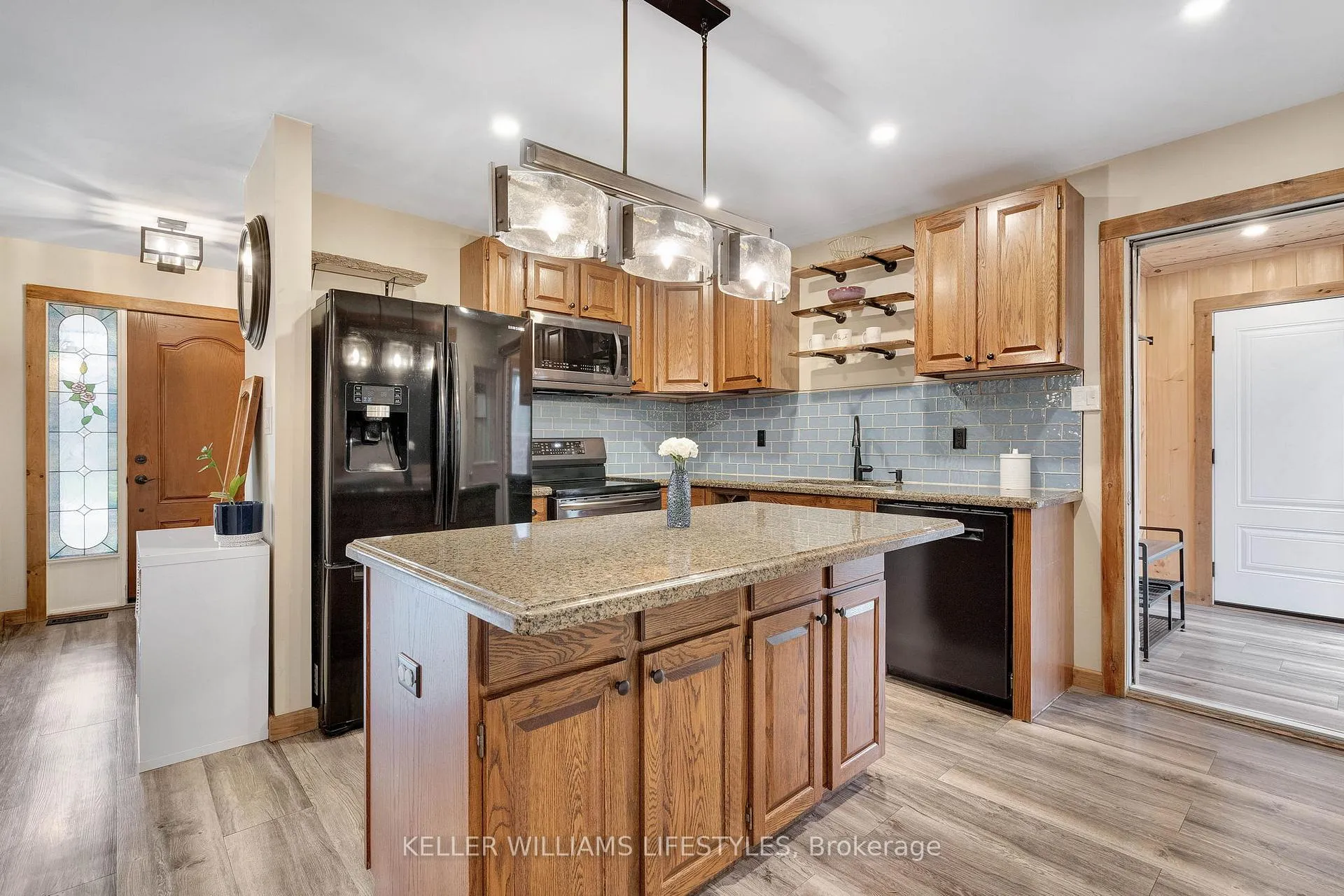 Photo 16 of 7 Locke Heights, Strathroy-Caradoc, NE — HOMEH