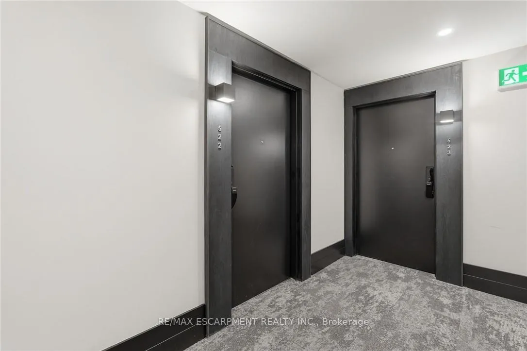 Photo 3 of Unit 522, 461 Green Road, Hamilton, Lakeshore — HOMEH