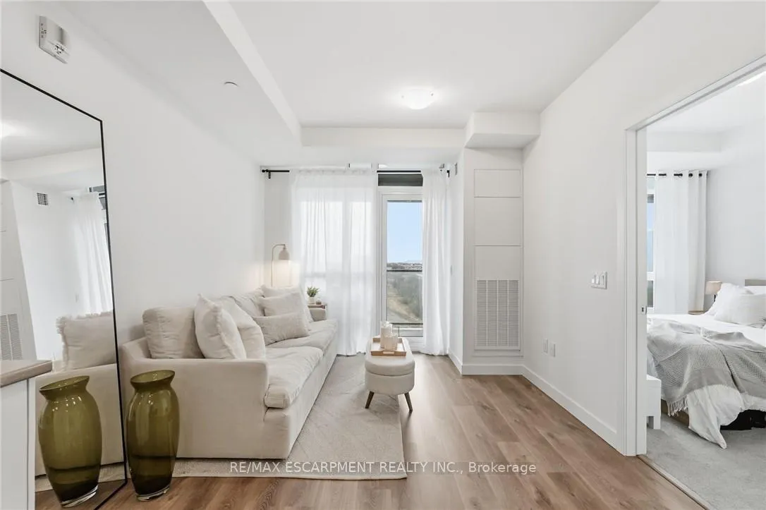 Photo 11 of Unit 522, 461 Green Road, Hamilton, Lakeshore — HOMEH
