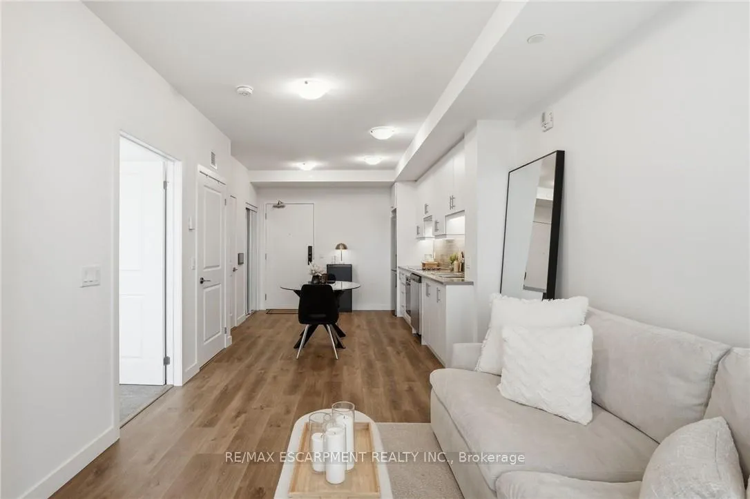 Photo 13 of Unit 522, 461 Green Road, Hamilton, Lakeshore — HOMEH