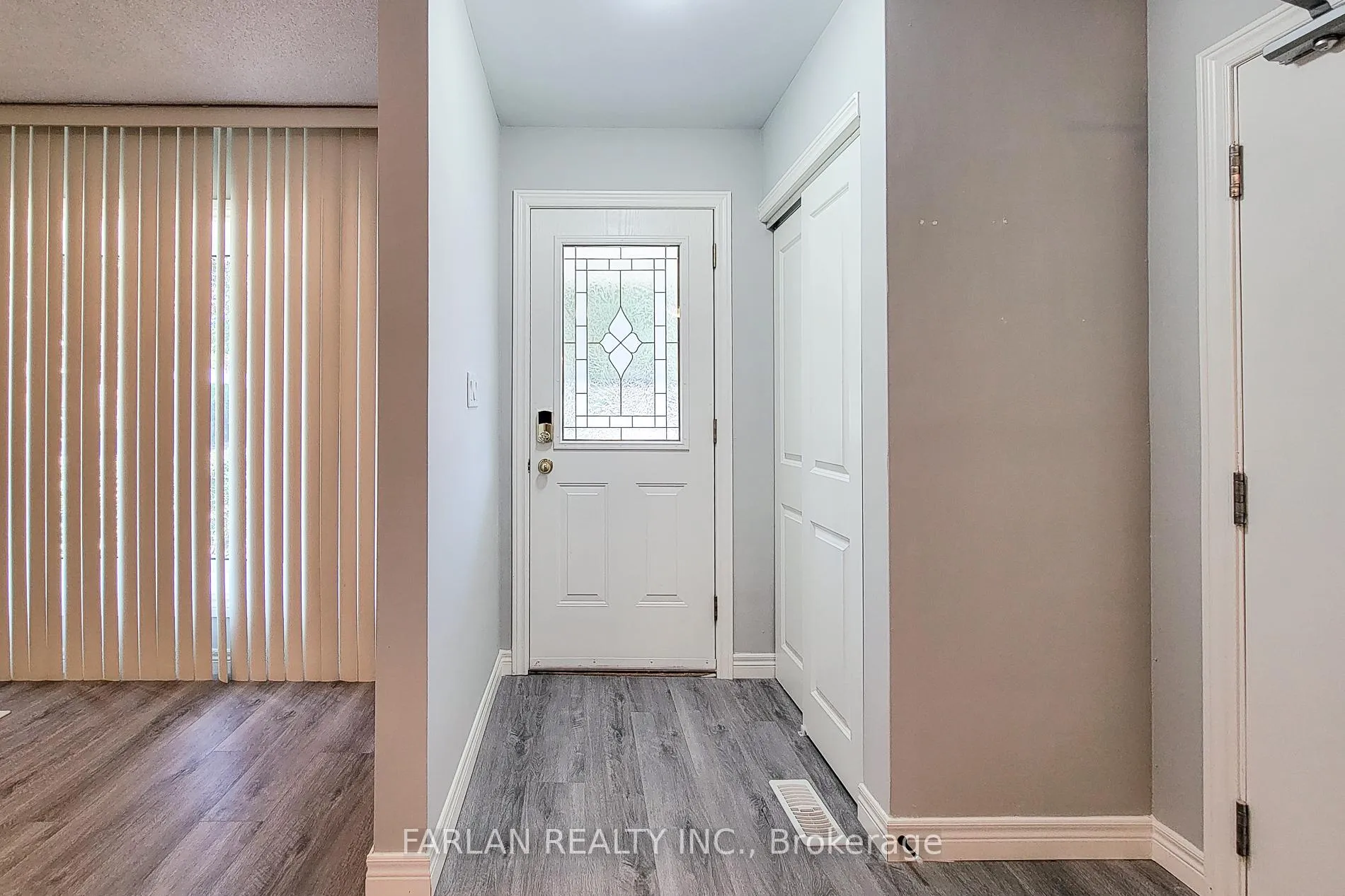 Photo 6 of Unit Main, 145 West 31 Street, Hamilton, Westcliffe — HOMEH