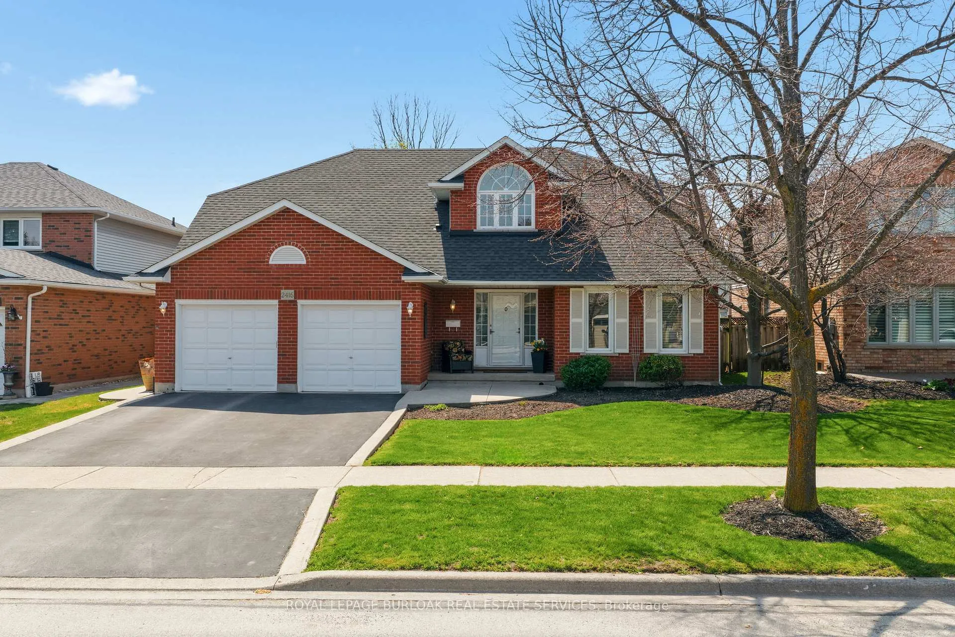 Photo 1 of 2416 Baxter Crescent, Burlington, Headon — HOMEH