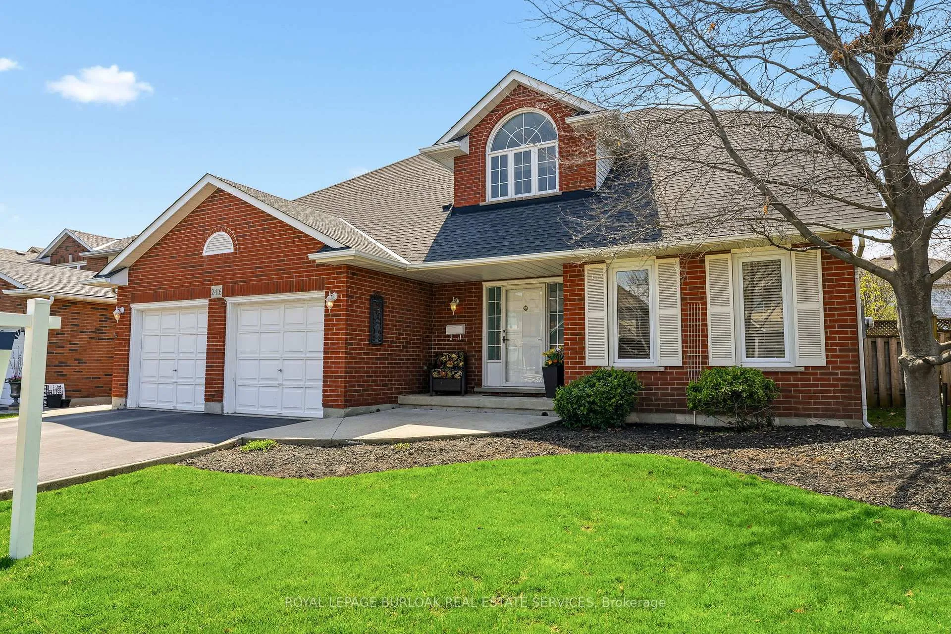 Photo 2 of 2416 Baxter Crescent, Burlington, Headon — HOMEH
