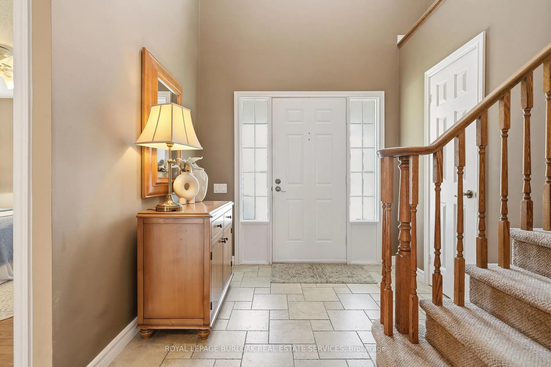 Photo 3 of 2416 Baxter Crescent, Burlington, Headon — HOMEH