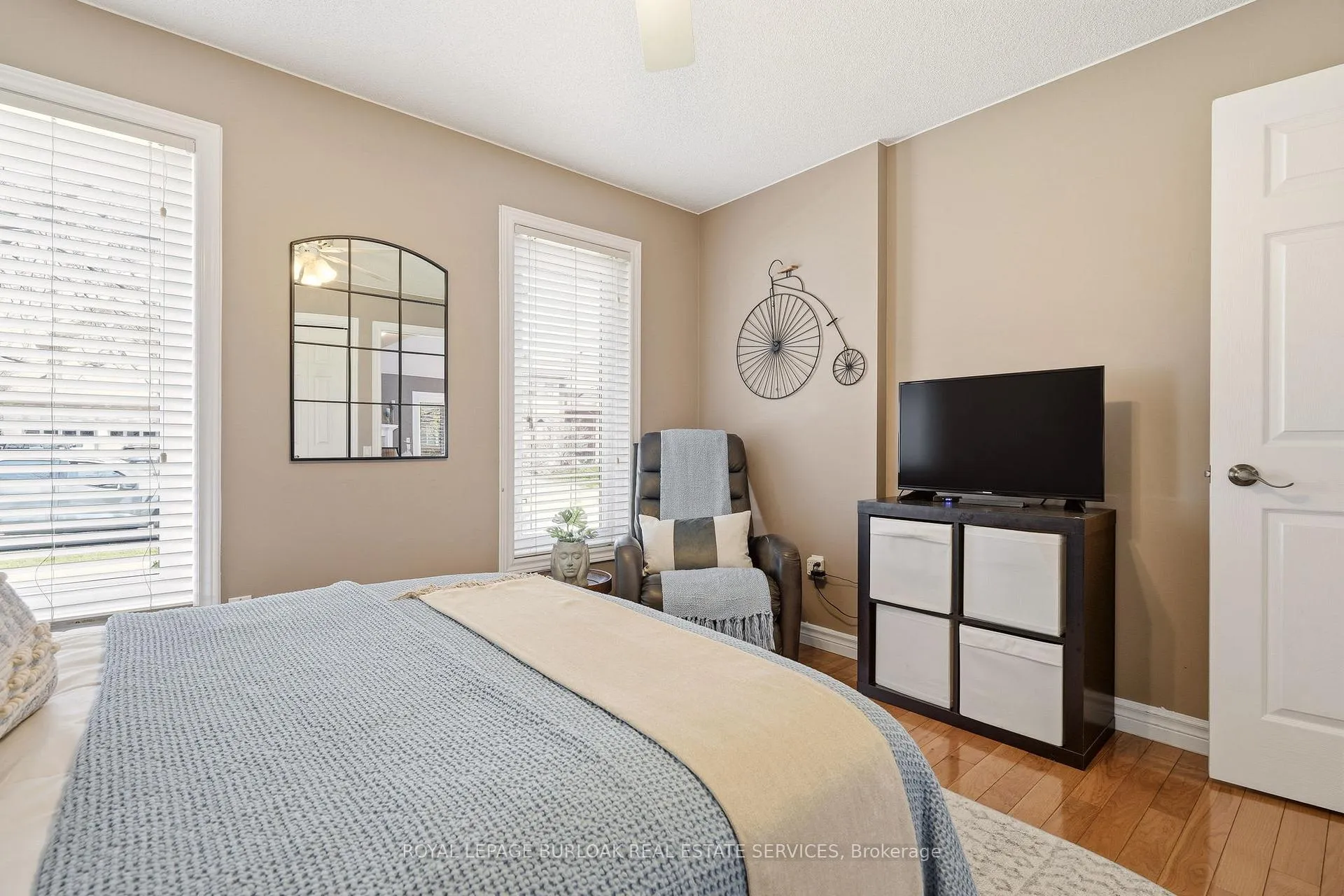 Photo 7 of 2416 Baxter Crescent, Burlington, Headon — HOMEH