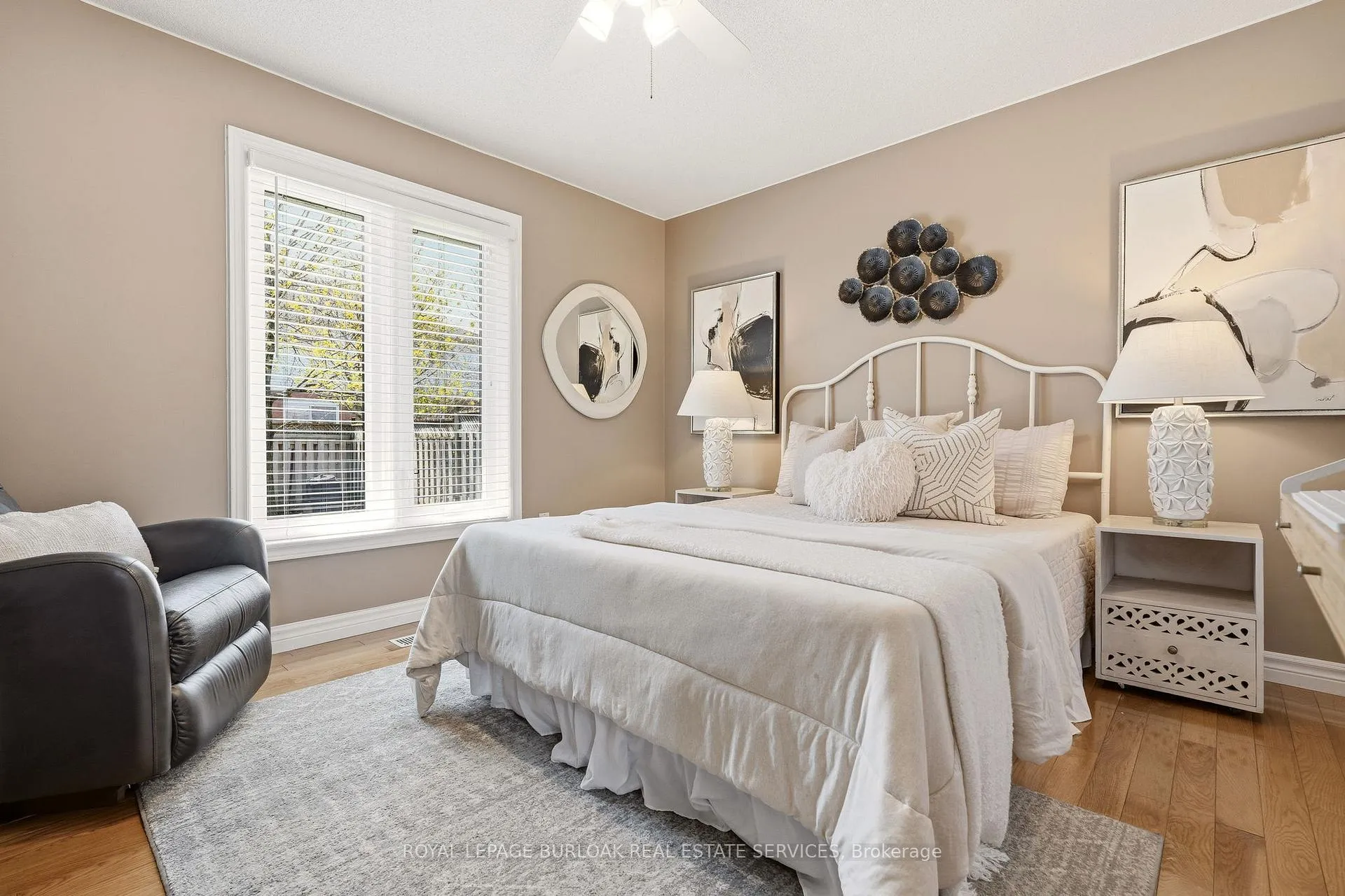 Photo 11 of 2416 Baxter Crescent, Burlington, Headon — HOMEH