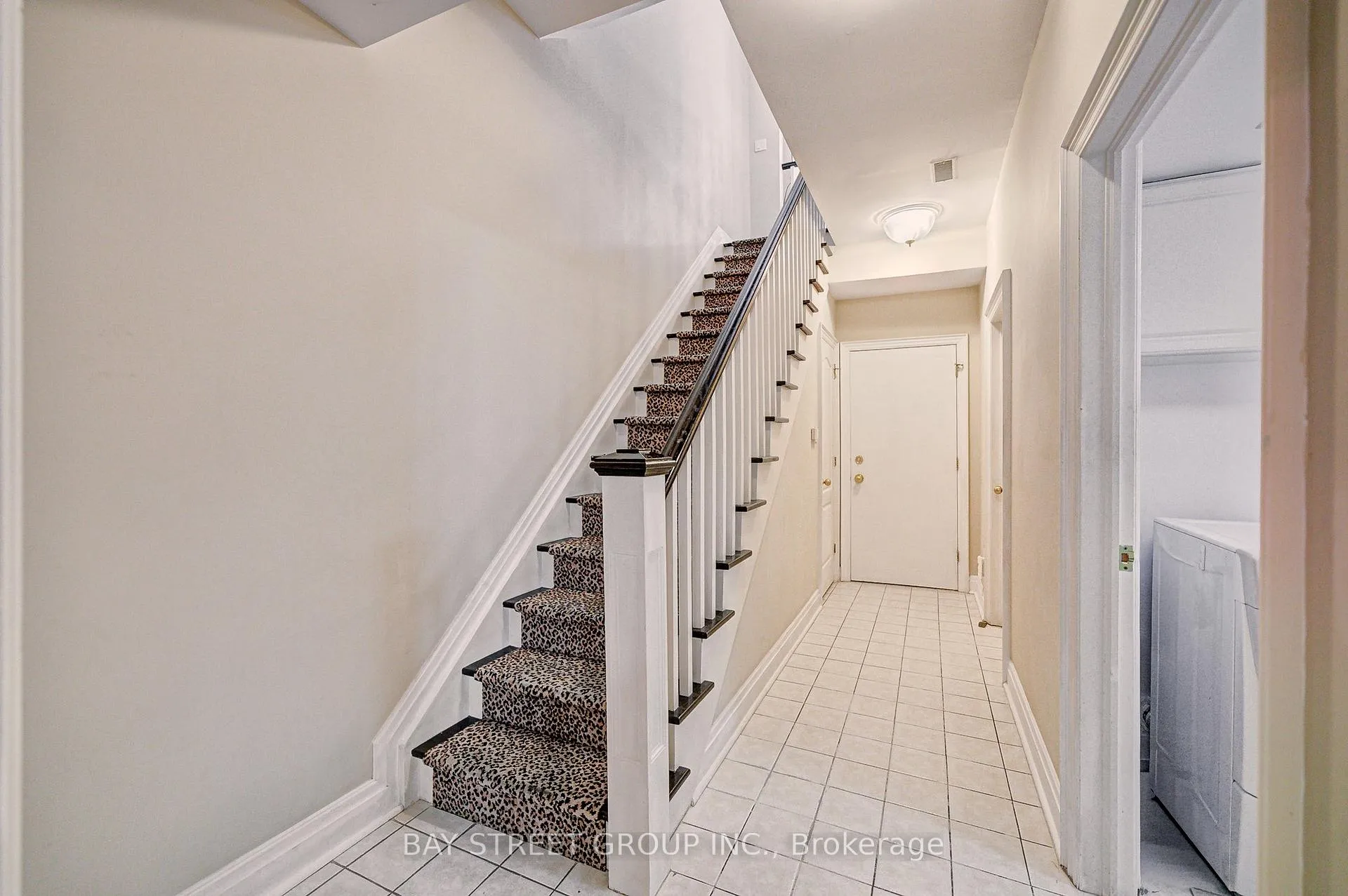 Photo 20 of 529 Davenport Road, Toronto, Casa Loma — HOMEH