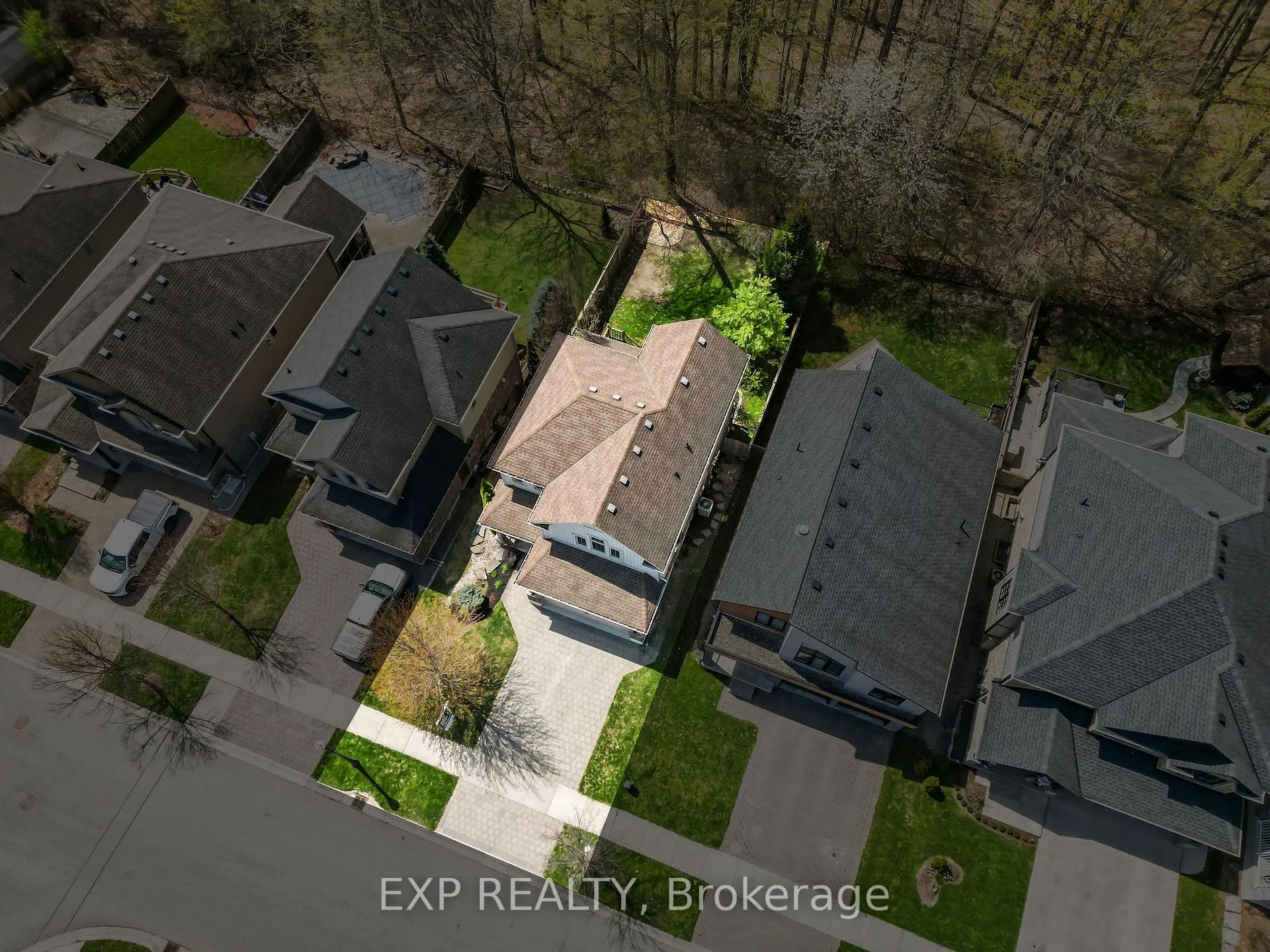Photo 1 of 2095 Springridge Drive, London, North C — HOMEH