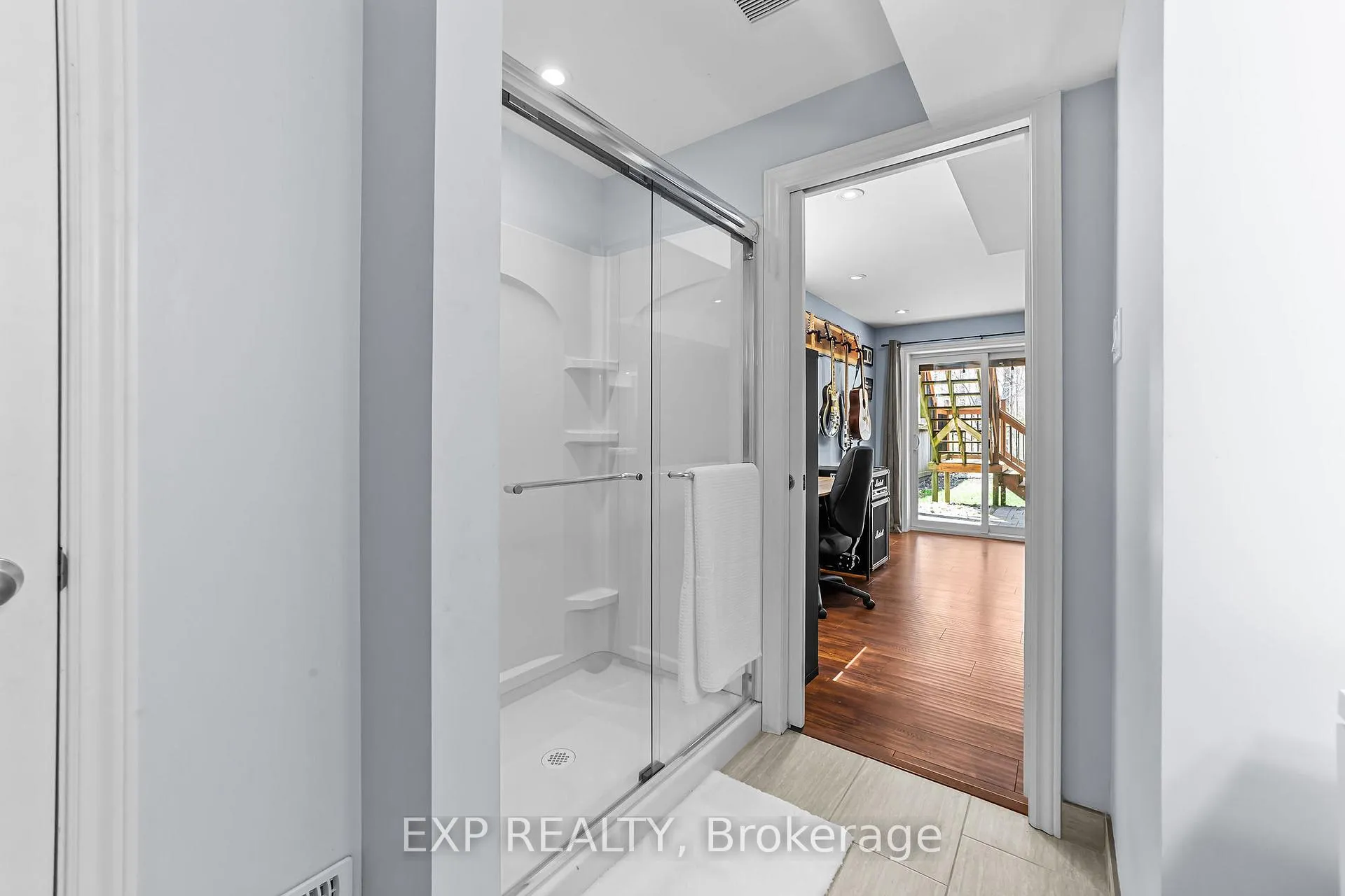 Photo 30 of 2095 Springridge Drive, London, North C — HOMEH