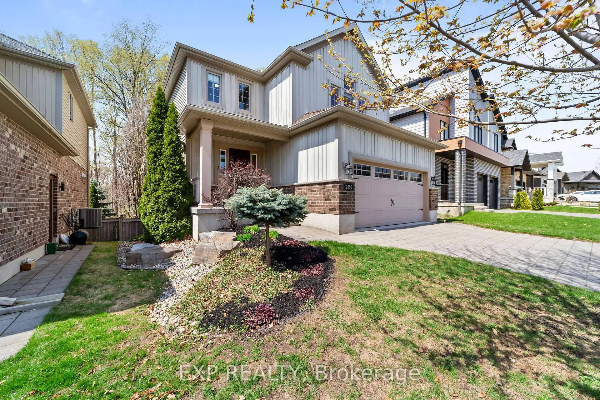 Photo 39 of 2095 Springridge Drive, London, North C — HOMEH