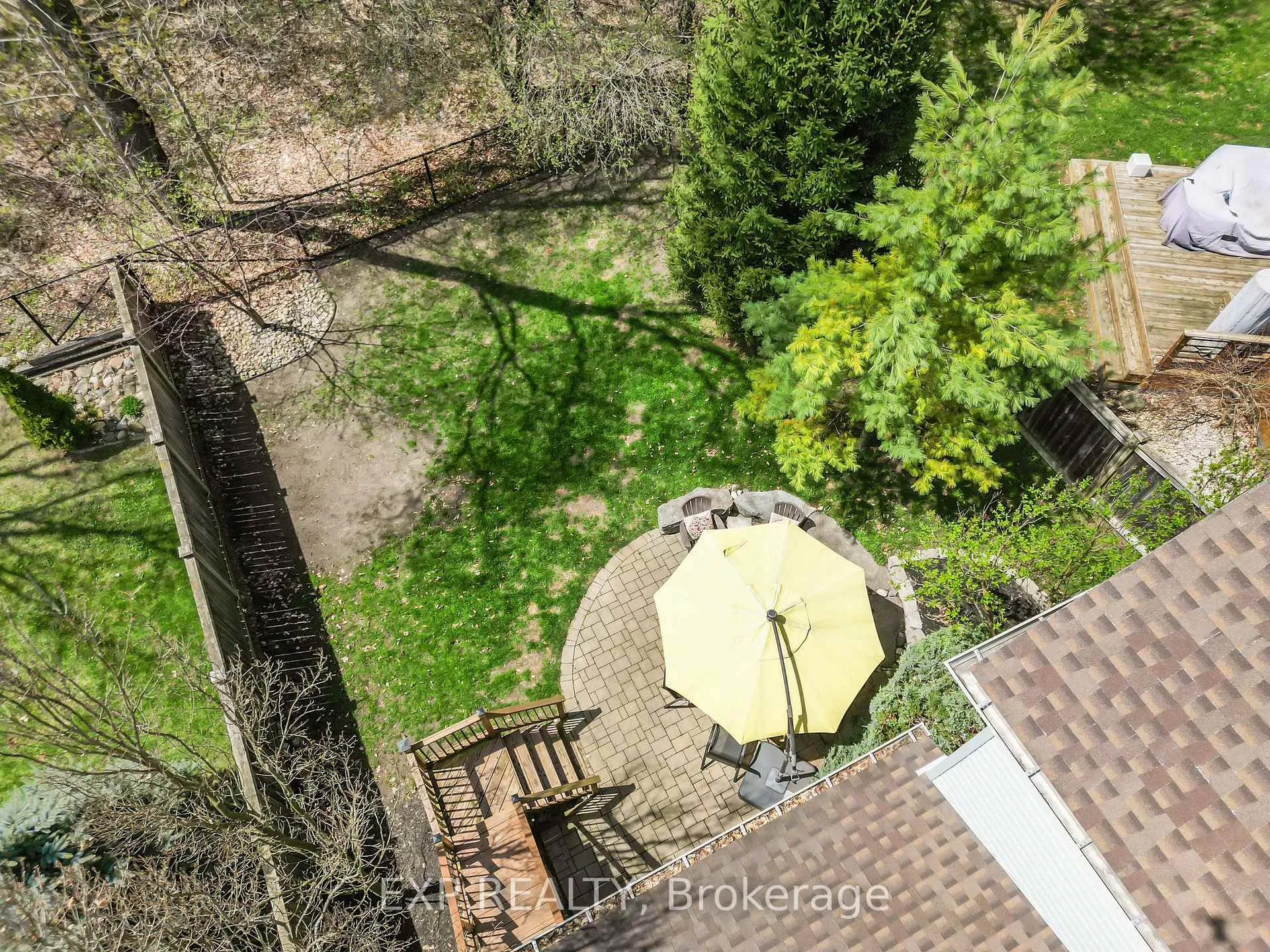 Photo 42 of 2095 Springridge Drive, London, North C — HOMEH