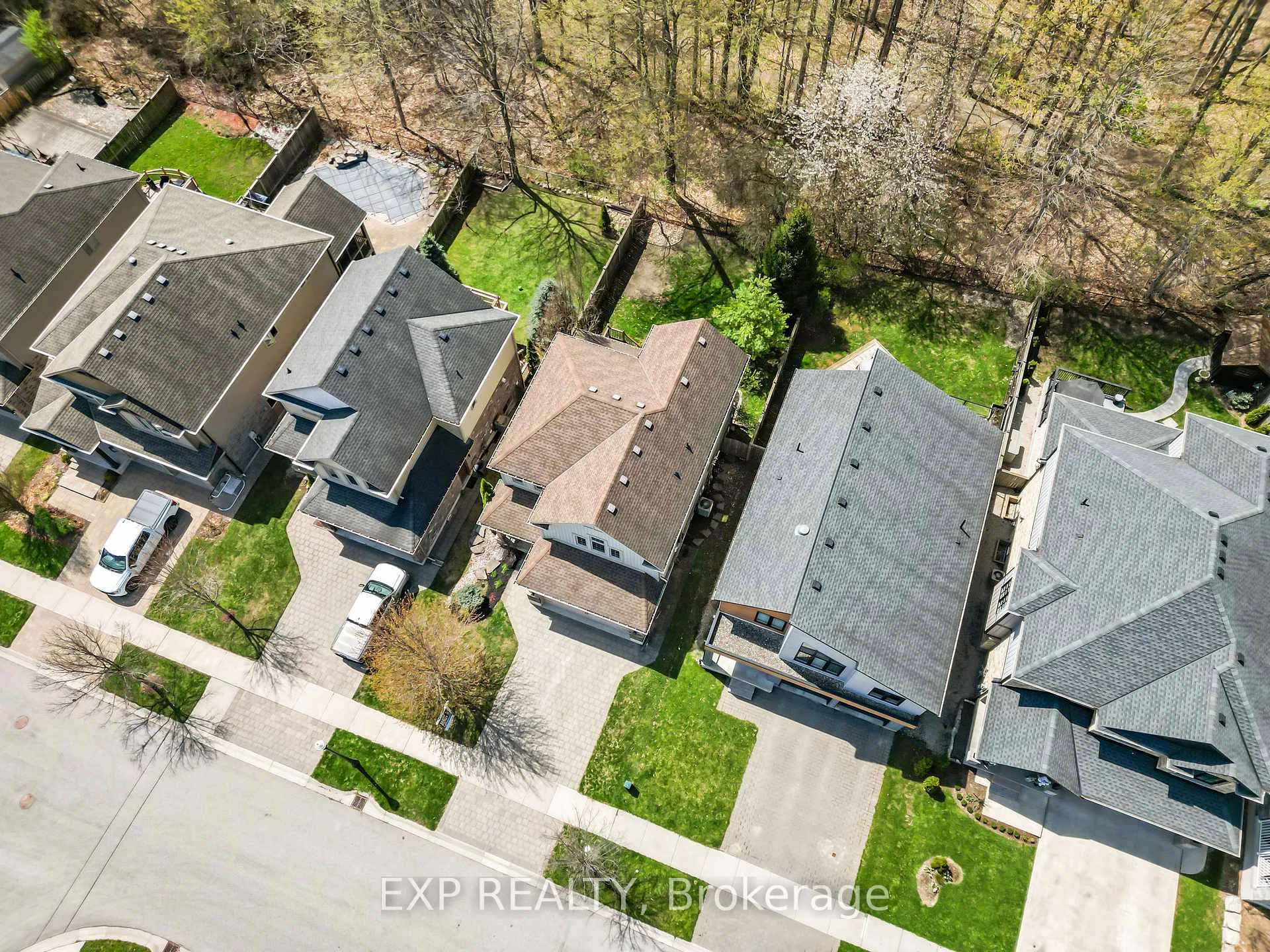 Photo 45 of 2095 Springridge Drive, London, North C — HOMEH
