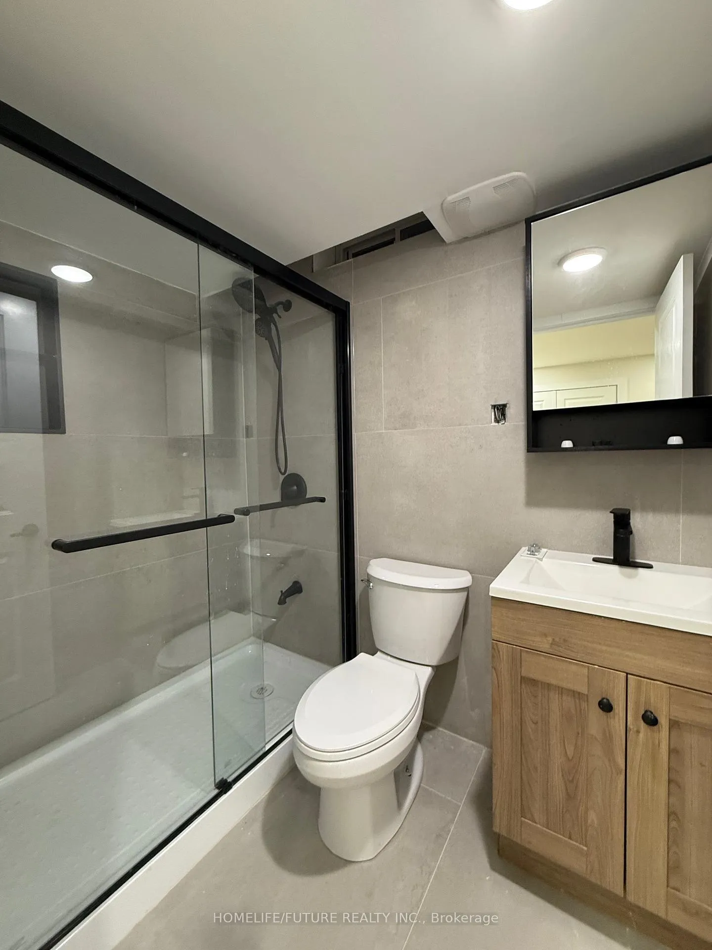 Photo 10 of Unit Bsmt, 304 Windfields Farm Drive, Oshawa, Windfields — HOMEH