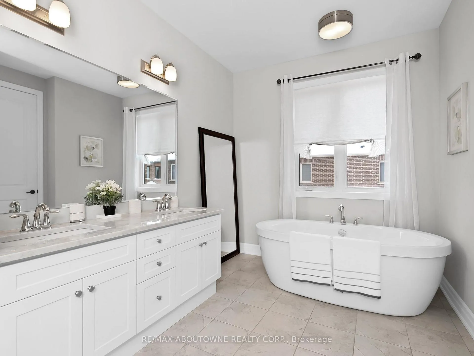 Photo 21 of 282 Bethpage Drive, Oakville, Glenorchy — HOMEH