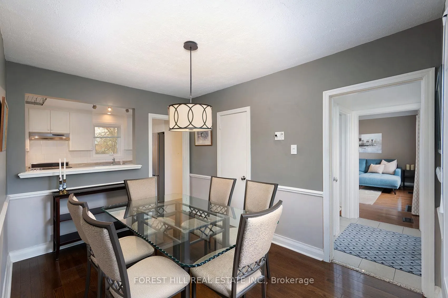 Photo 11 of 9 Southmead Road, Scarborough, Clairlea-Birchmount — HOMEH
