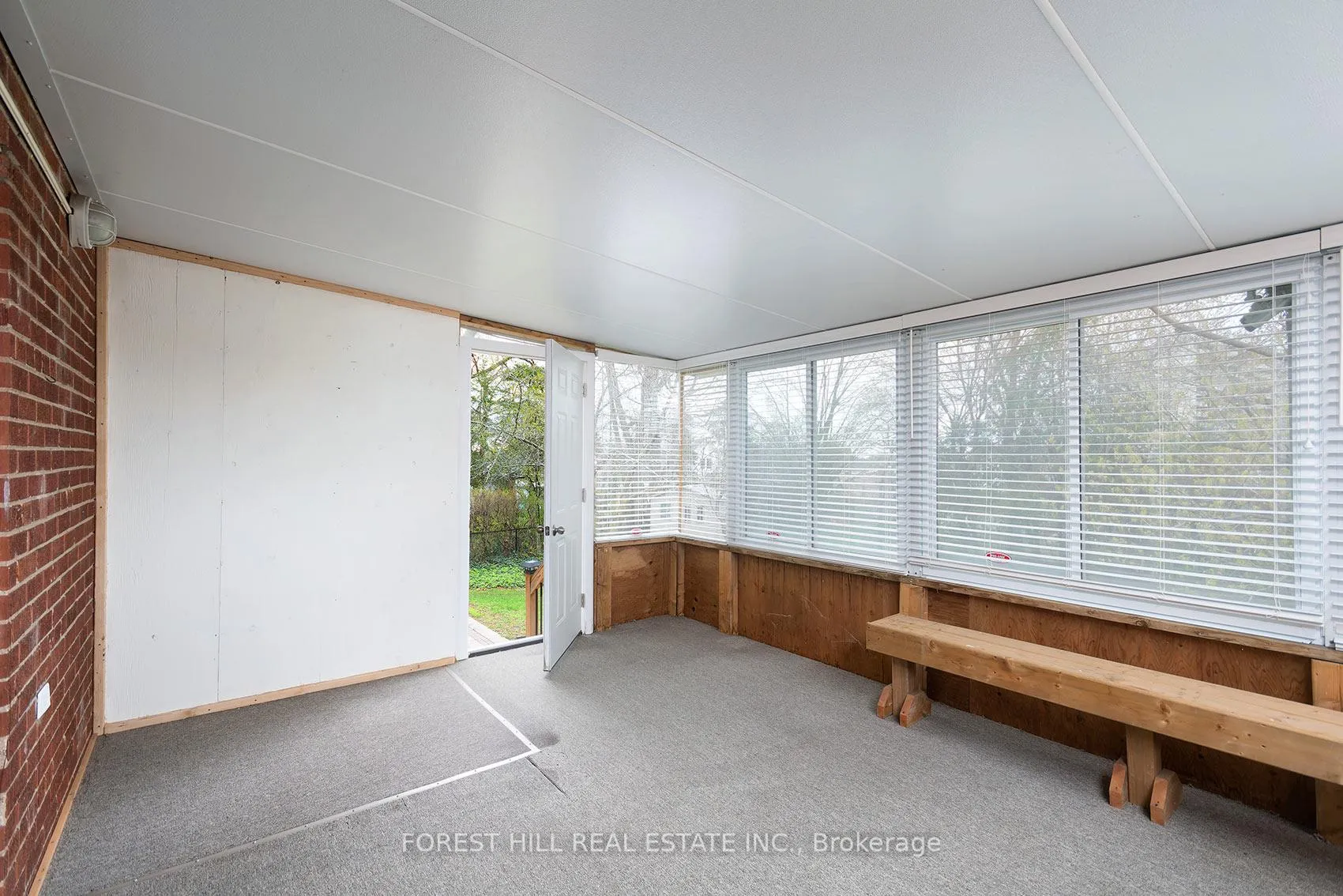 Photo 20 of 9 Southmead Road, Scarborough, Clairlea-Birchmount — HOMEH