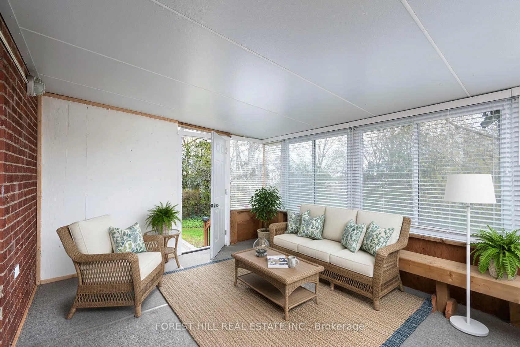 Photo 21 of 9 Southmead Road, Scarborough, Clairlea-Birchmount — HOMEH