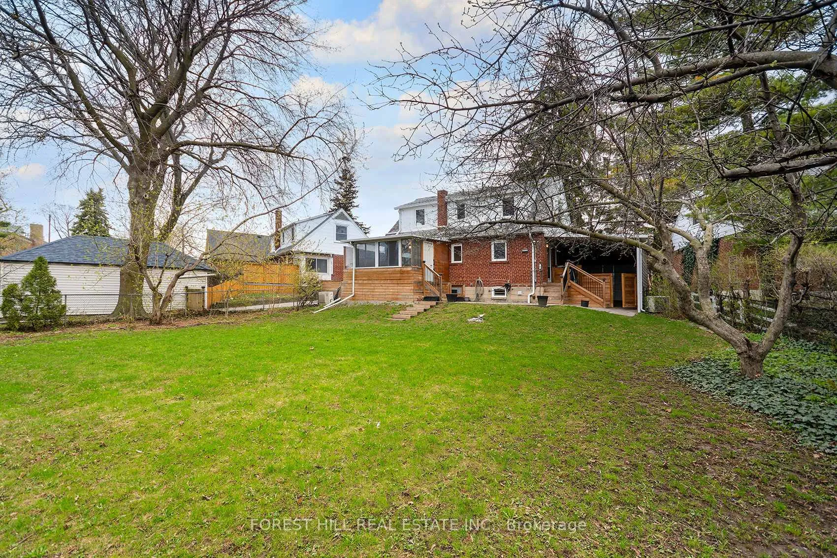 Photo 31 of 9 Southmead Road, Scarborough, Clairlea-Birchmount — HOMEH