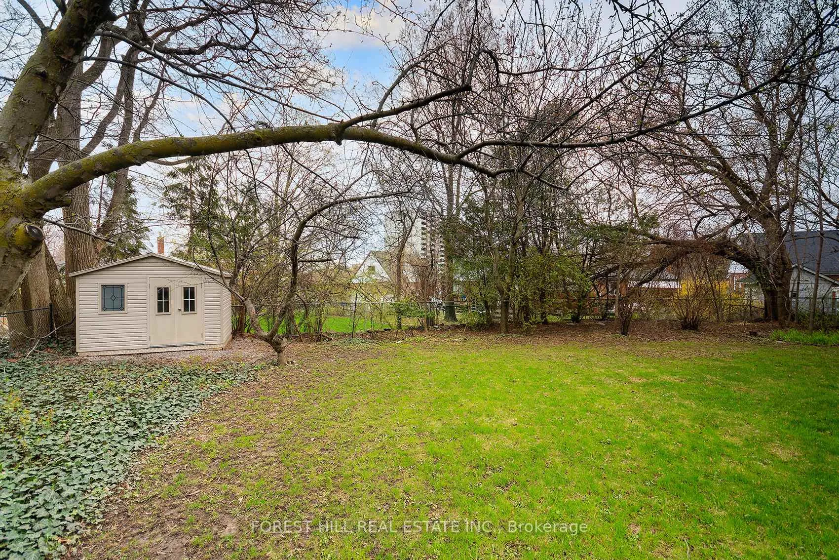 Photo 35 of 9 Southmead Road, Scarborough, Clairlea-Birchmount — HOMEH