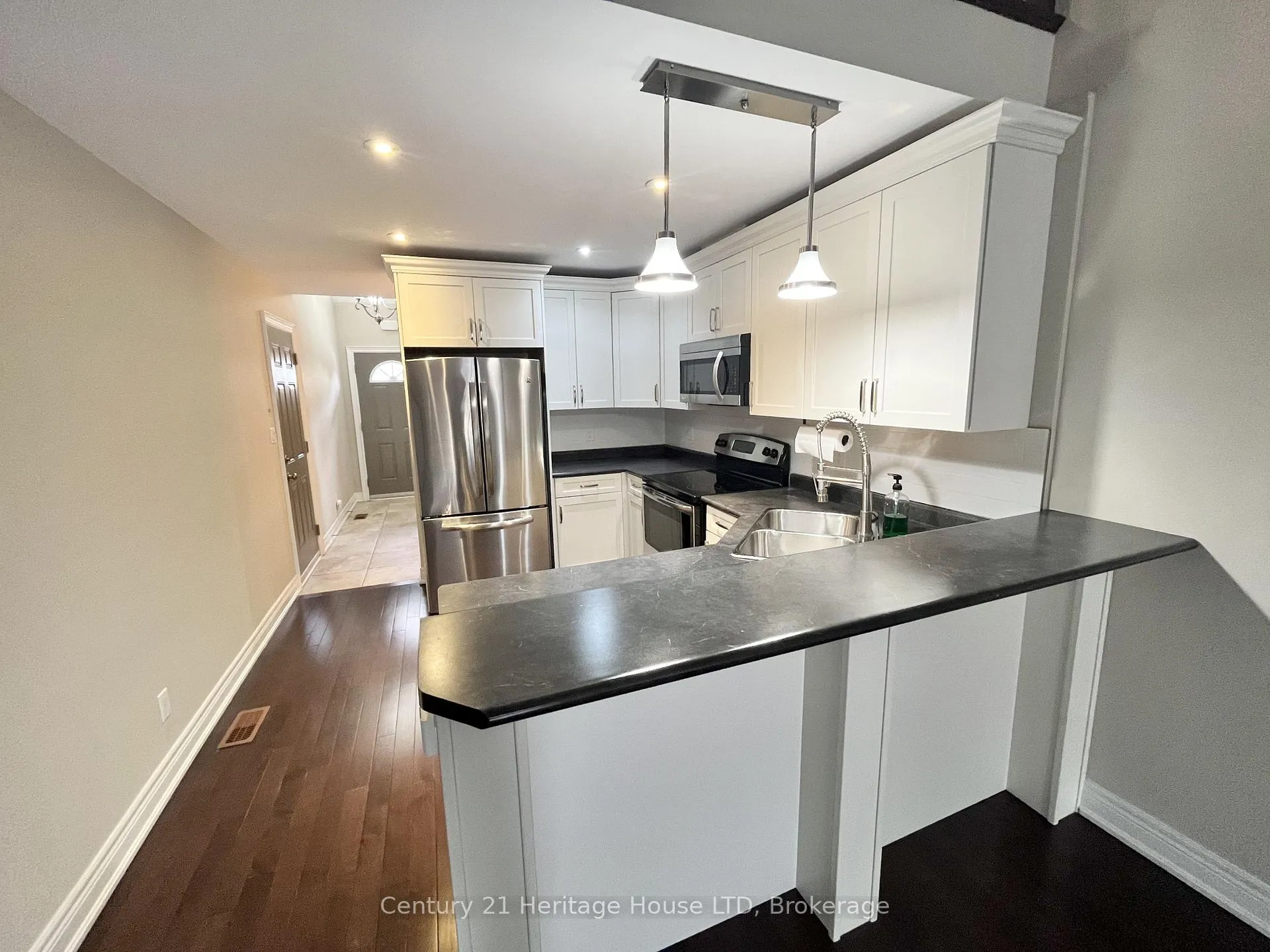 Photo 6 of Unit 3, 63 Pine Street N, Thorold, Thorold Downtown — HOMEH