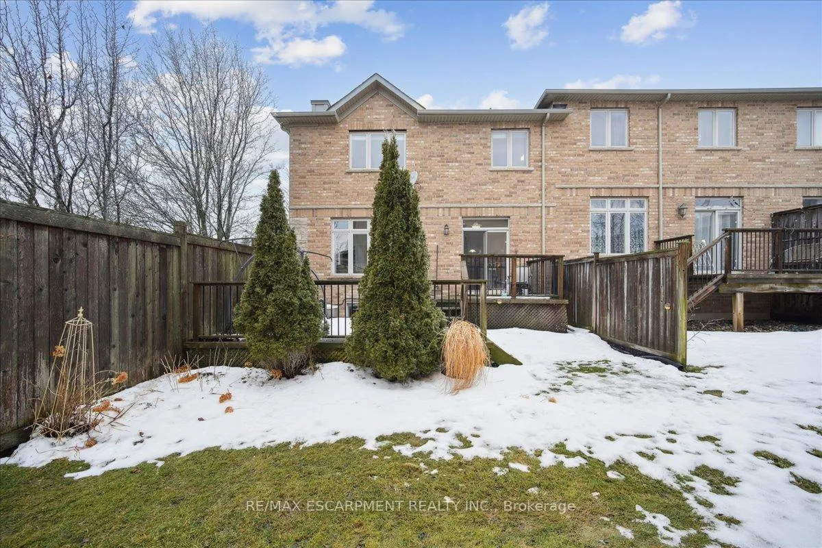 Photo 43 of 105 Oakhaven Place, Hamilton, Meadowlands — HOMEH