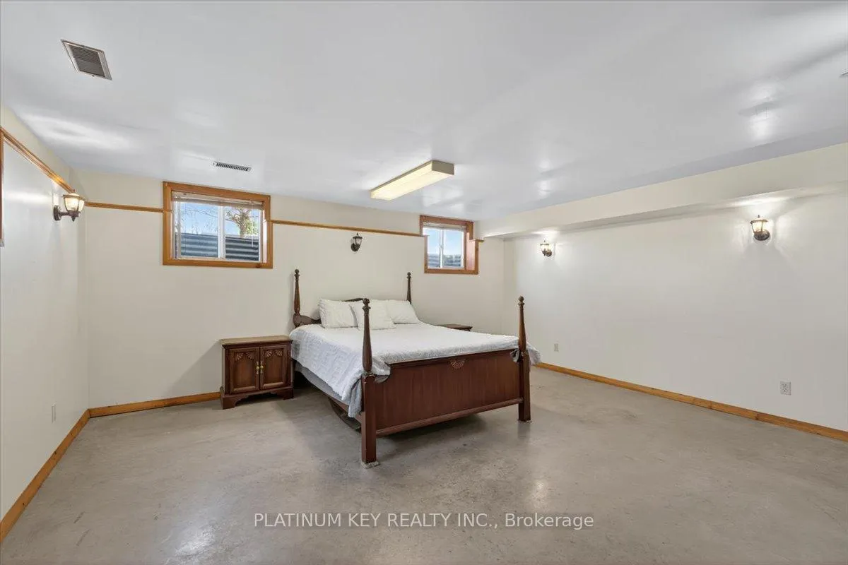 Photo 22 of 2300 Egremont Drive, Adelaide Metcalfe, Adelaide Village — HOMEH