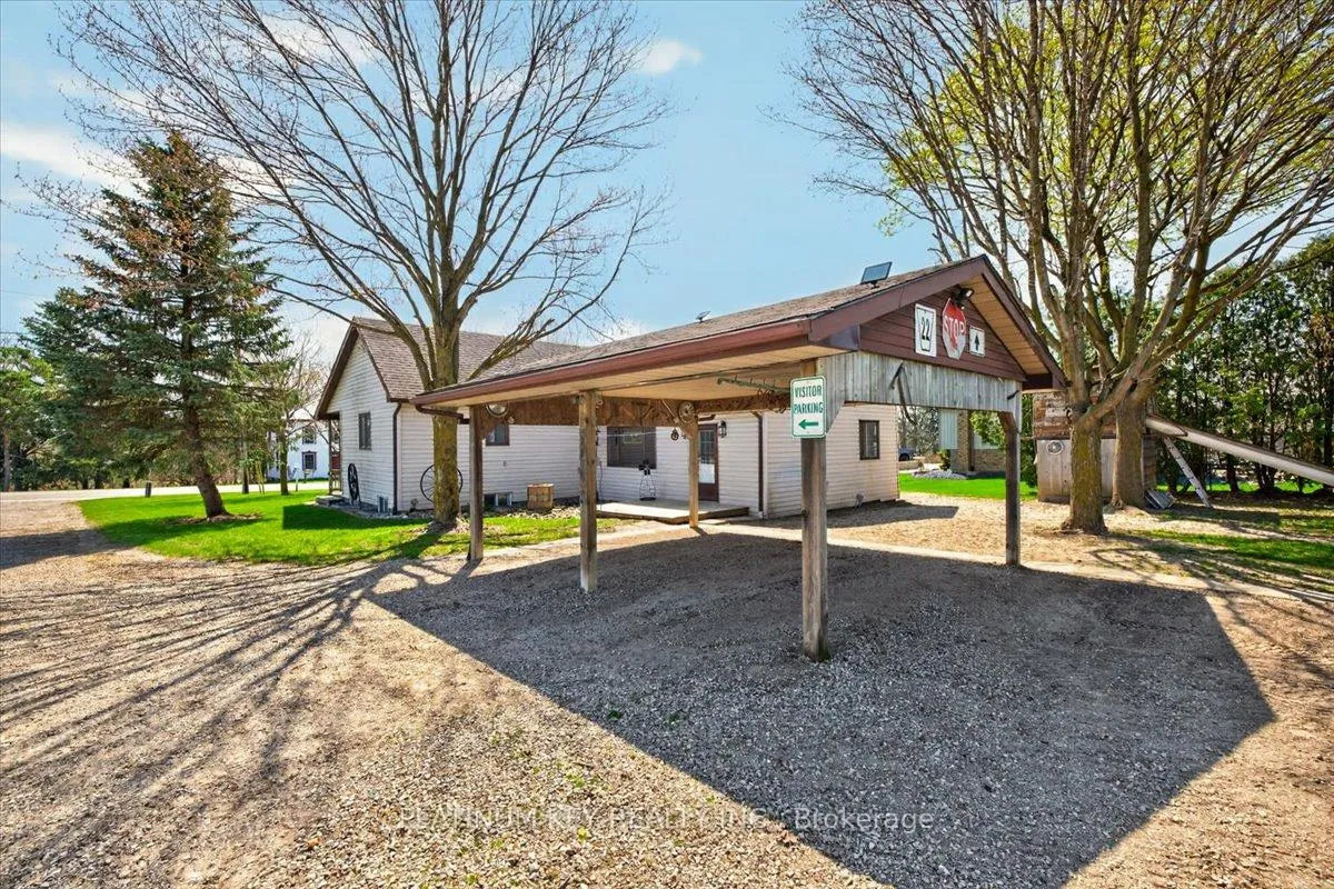 Photo 26 of 2300 Egremont Drive, Adelaide Metcalfe, Adelaide Village — HOMEH