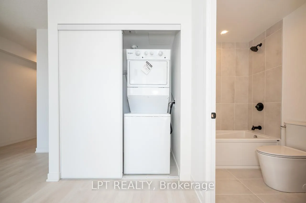 Photo 20 of Unit D1202, 4878 Powers Common, Burlington, Alton — HOMEH