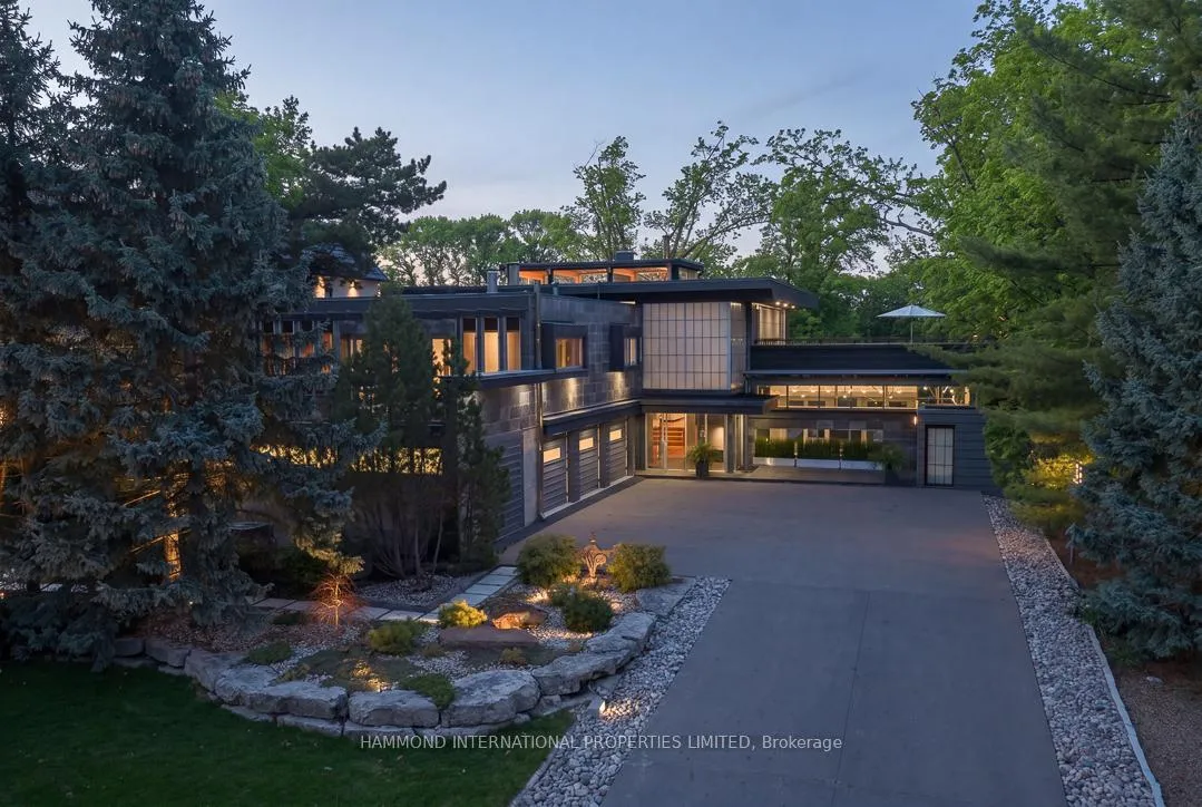 Photo 2 of 421 The Kingsway, Etobicoke, Edenbridge-Humber Valley — HOMEH