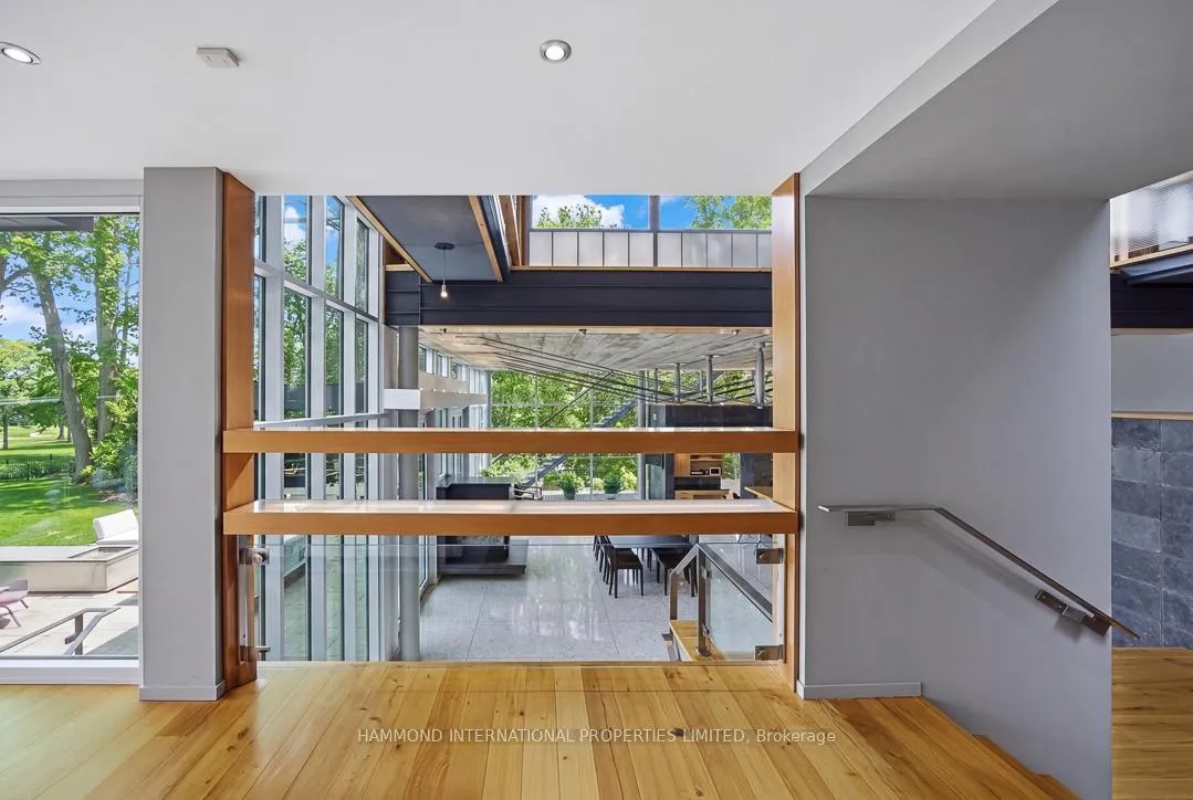 Photo 9 of 421 The Kingsway, Etobicoke, Edenbridge-Humber Valley — HOMEH