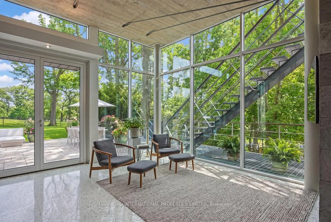 Photo 15 of 421 The Kingsway, Etobicoke, Edenbridge-Humber Valley — HOMEH