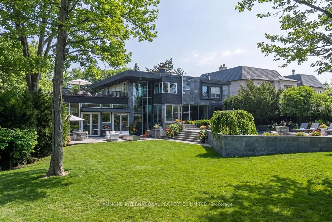 Photo 35 of 421 The Kingsway, Etobicoke, Edenbridge-Humber Valley — HOMEH