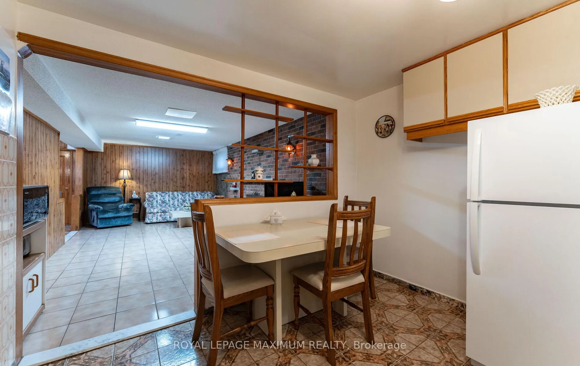 Photo 37 of 32 Ianhall Road, North York, Downsview-Roding-CFB — HOMEH