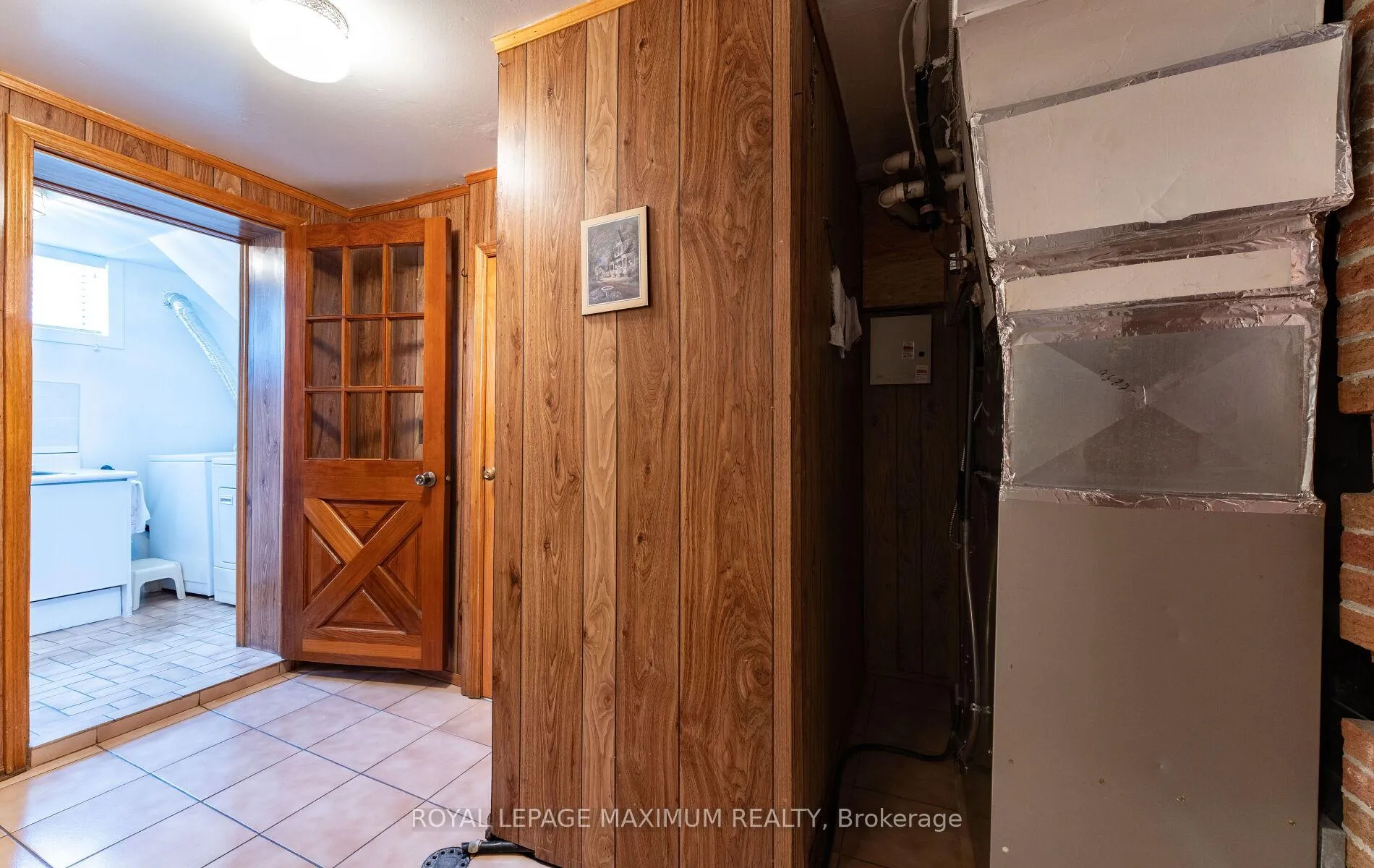 Photo 38 of 32 Ianhall Road, North York, Downsview-Roding-CFB — HOMEH
