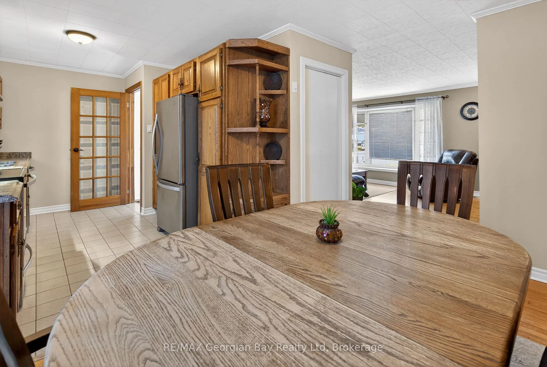 Photo 7 of 919 Eighth Avenue, Tay, Port McNicoll — HOMEH