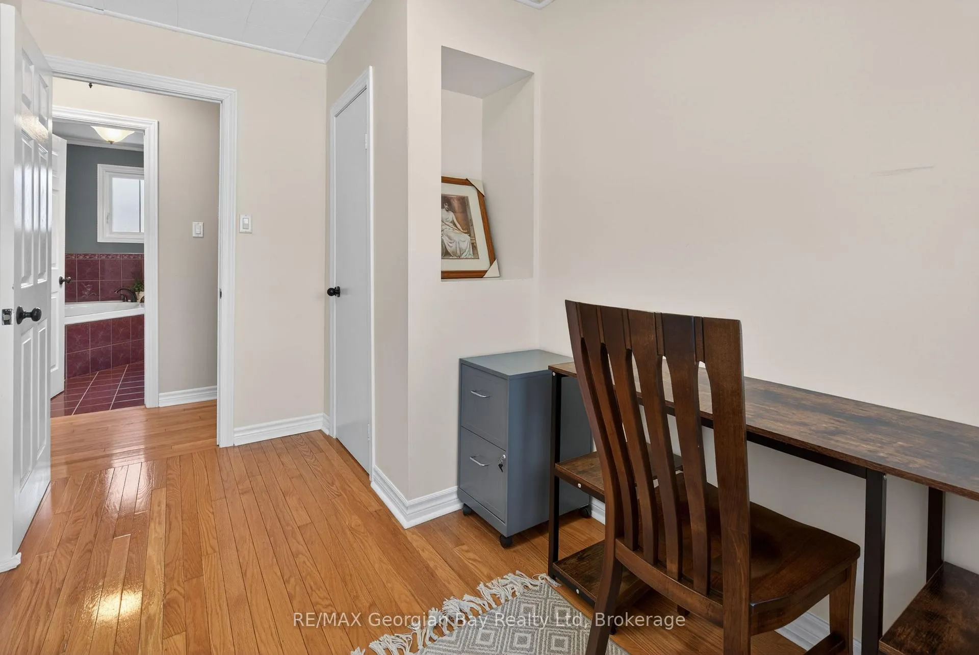 Photo 13 of 919 Eighth Avenue, Tay, Port McNicoll — HOMEH
