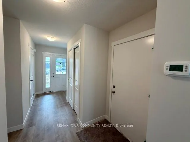 Photo 4 of 25 Strath Crescent, Springwater, Elmvale — HOMEH