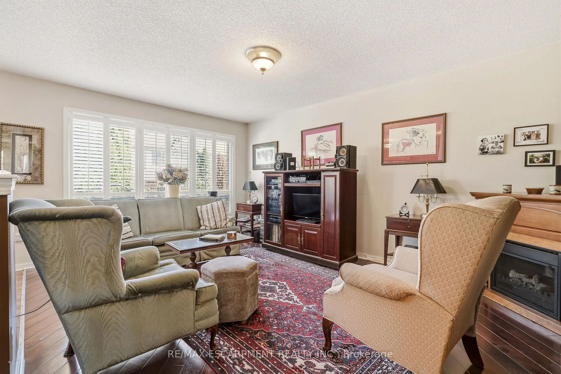 Photo 10 of 2211 Amberglen Court, Oakville, Westmount — HOMEH