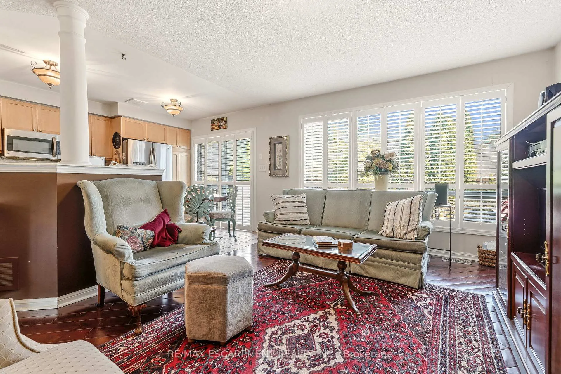 Photo 12 of 2211 Amberglen Court, Oakville, Westmount — HOMEH