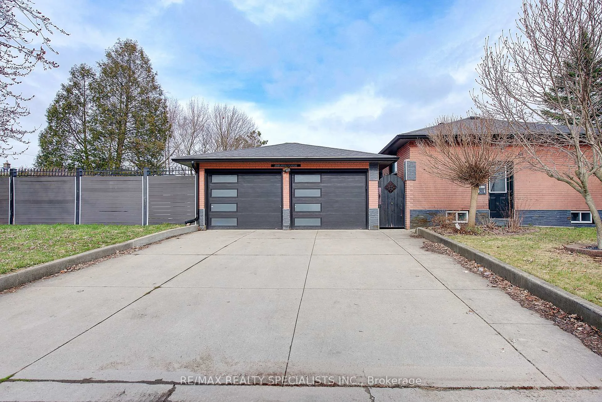 Front of 194 Holgate Road