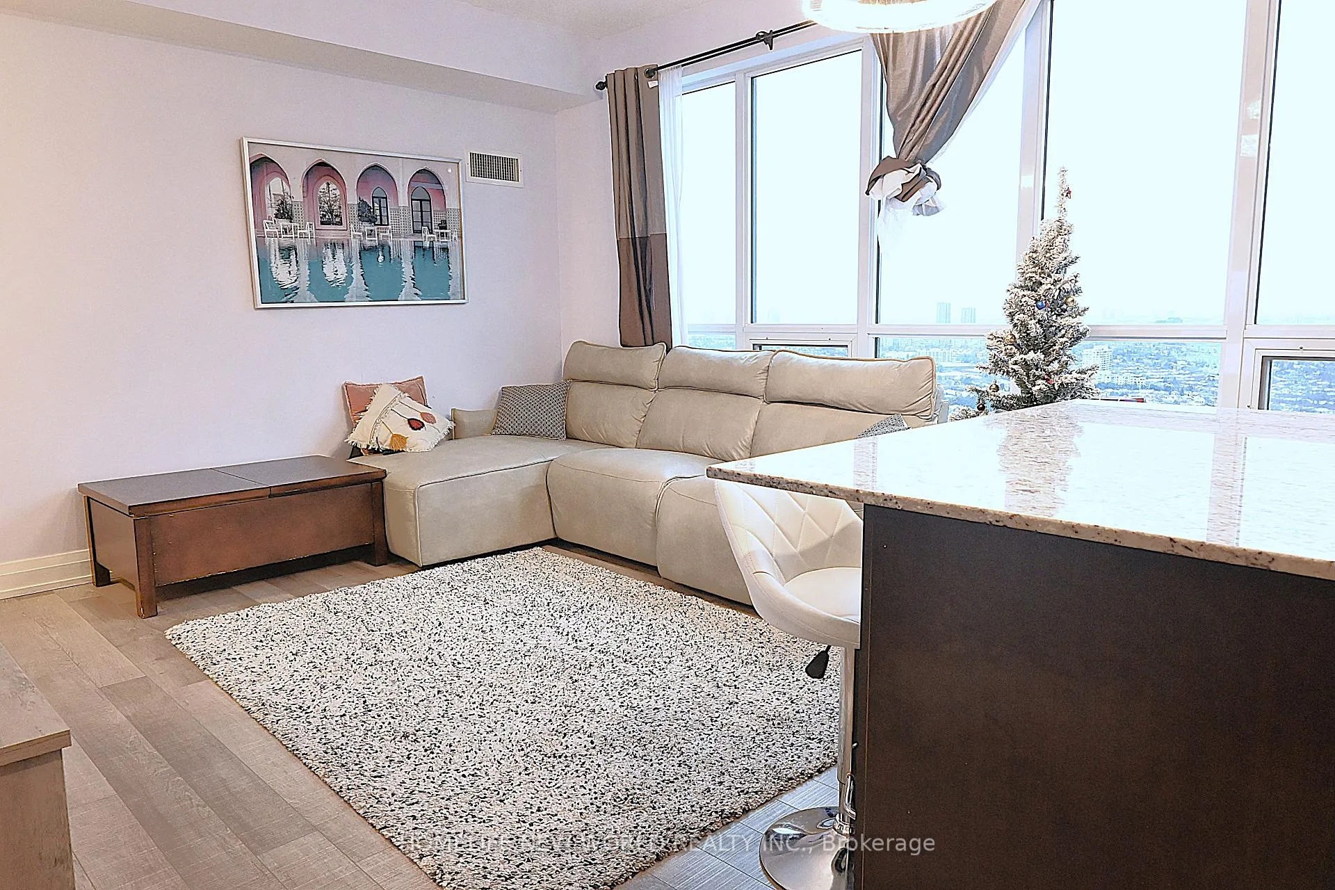 Photo 5 of Unit PH2-08, 7161 Yonge Street, Markham, Grandview — HOMEH