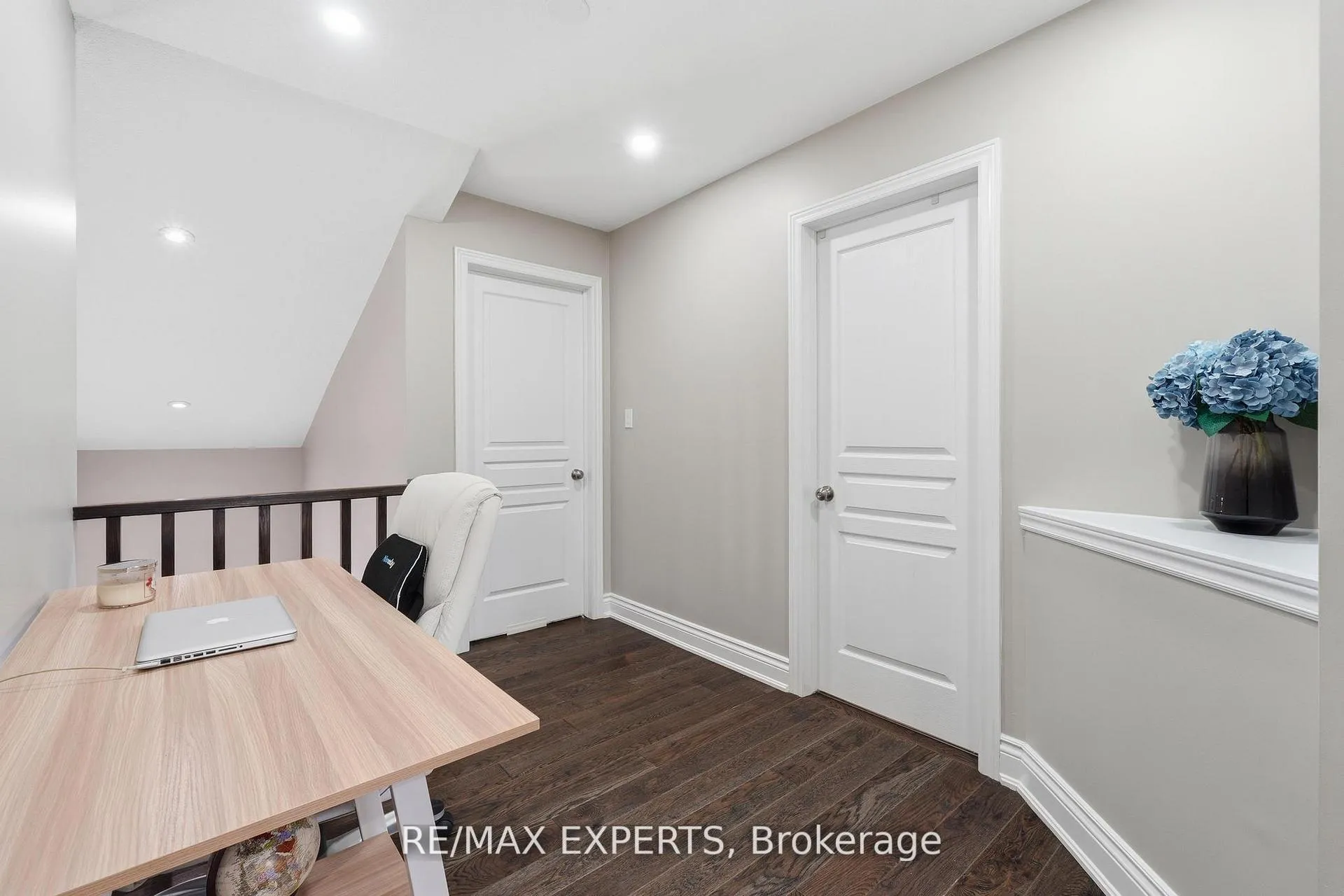 Photo 26 of 74 Boulder Crescent, Hamilton, Stoney Creek Mountain — HOMEH