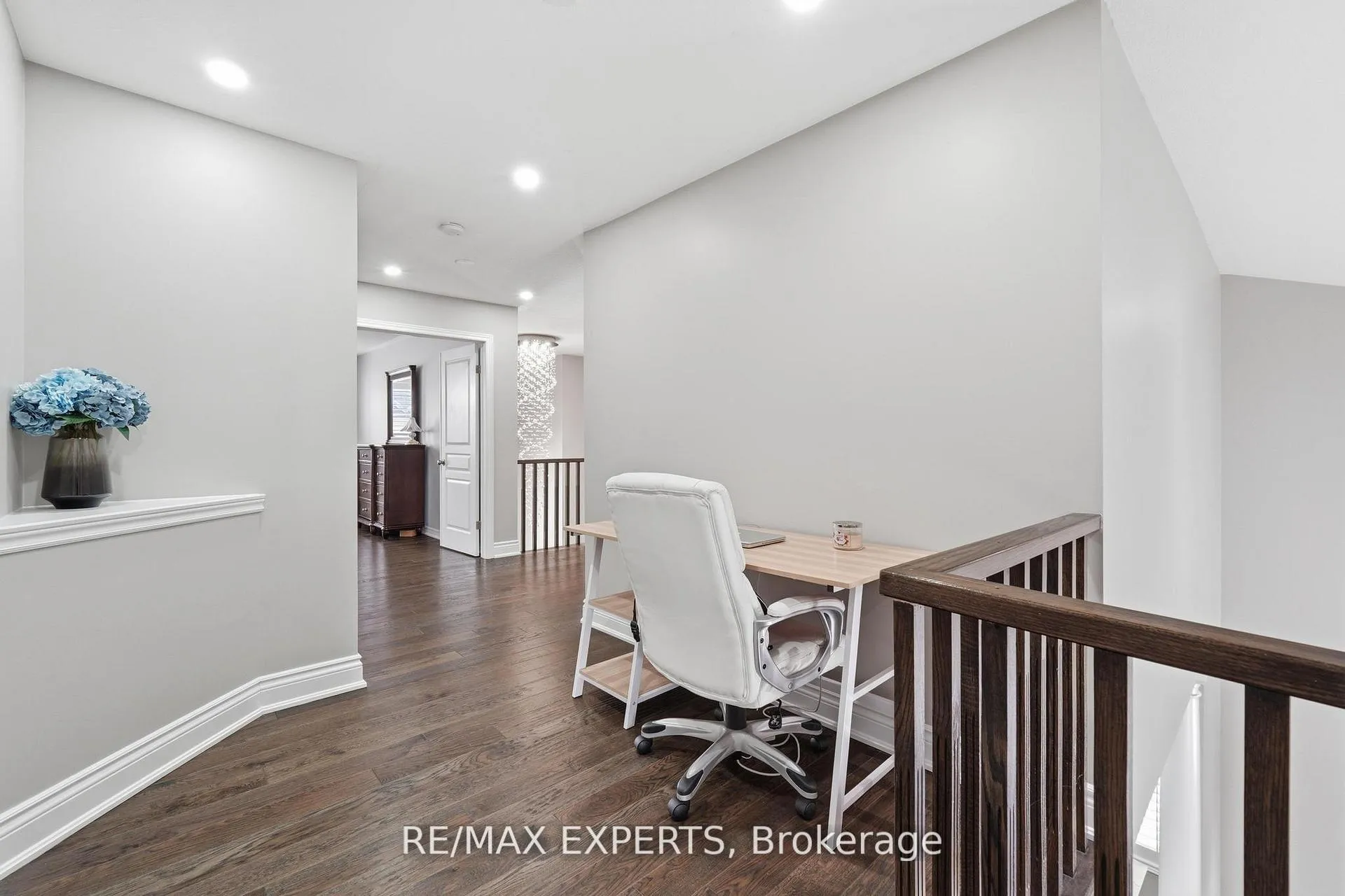 Photo 27 of 74 Boulder Crescent, Hamilton, Stoney Creek Mountain — HOMEH