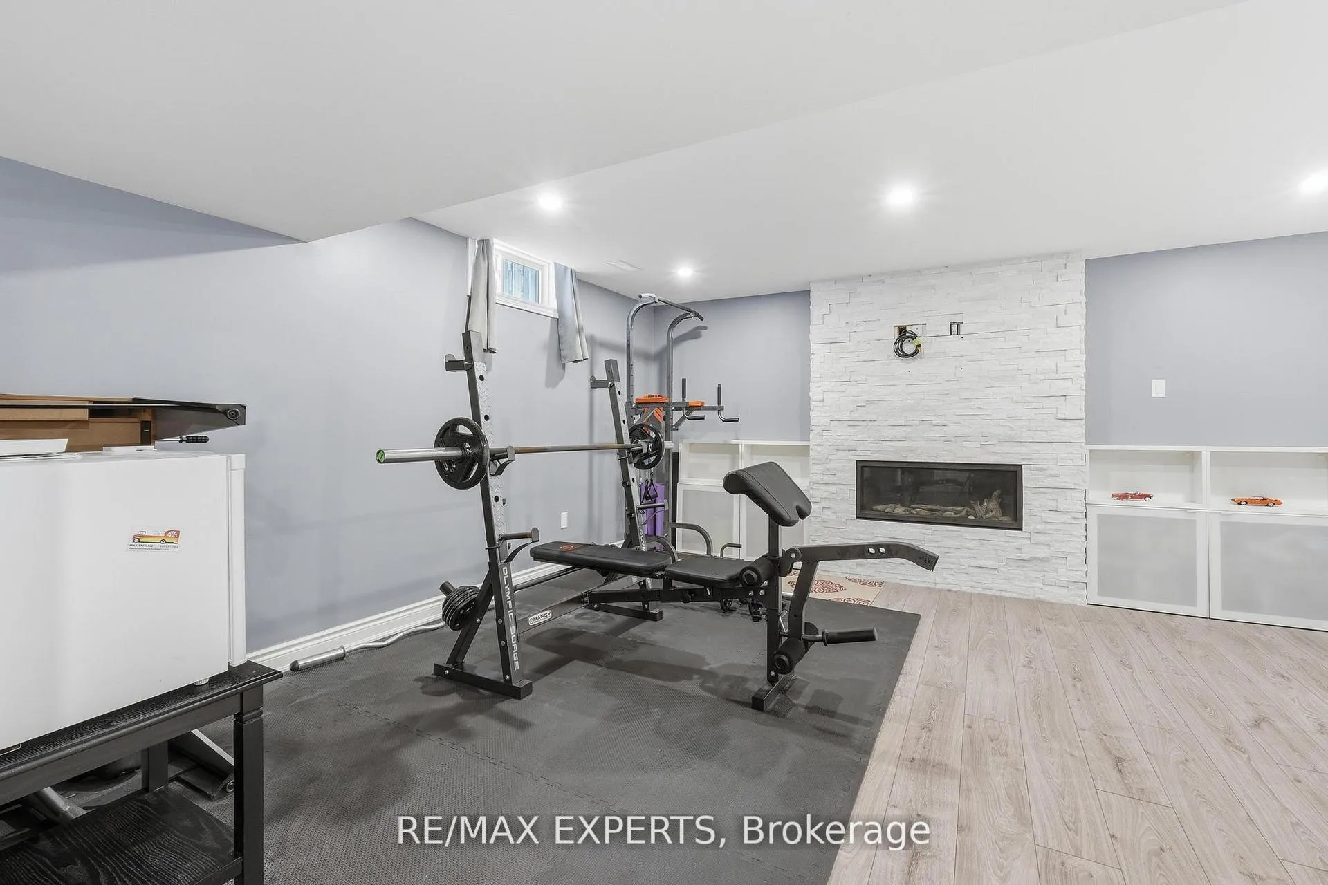 Photo 38 of 74 Boulder Crescent, Hamilton, Stoney Creek Mountain — HOMEH