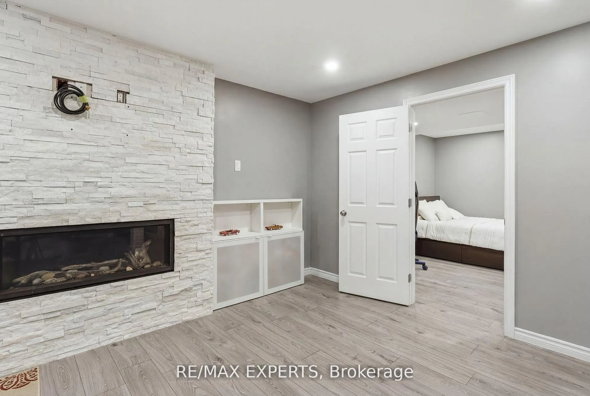 Photo 40 of 74 Boulder Crescent, Hamilton, Stoney Creek Mountain — HOMEH