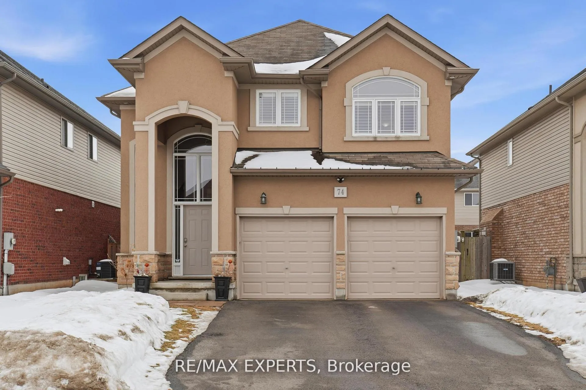 Photo 45 of 74 Boulder Crescent, Hamilton, Stoney Creek Mountain — HOMEH